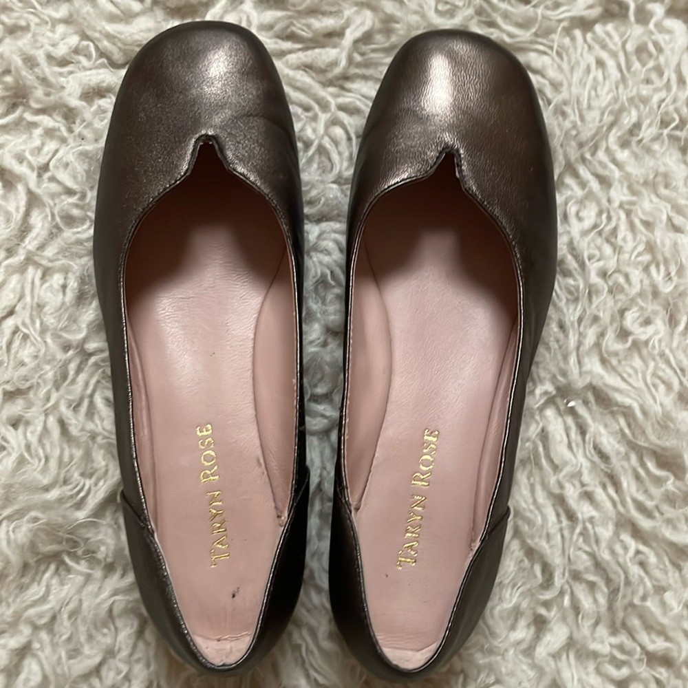 Taryn Rose flats. Worn a few times. So EUC